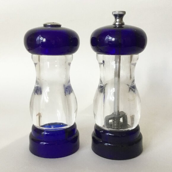 Olde Thompson Blue & Clear Lucite Plastic Acrylic Salt & Pepper Grinder Mill Set - Picture 2 of 9